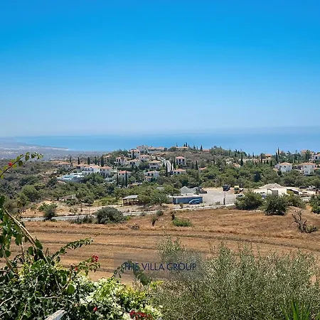 Thea Vista דירה